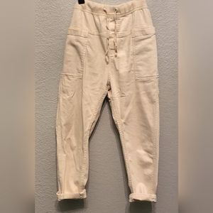 Zara Boyfriend cream denim pants.